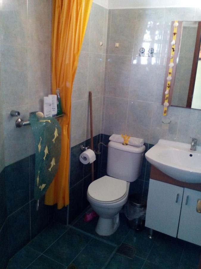 Simple And Special Apartment แอร์มูโปลี ภายนอก รูปภาพ