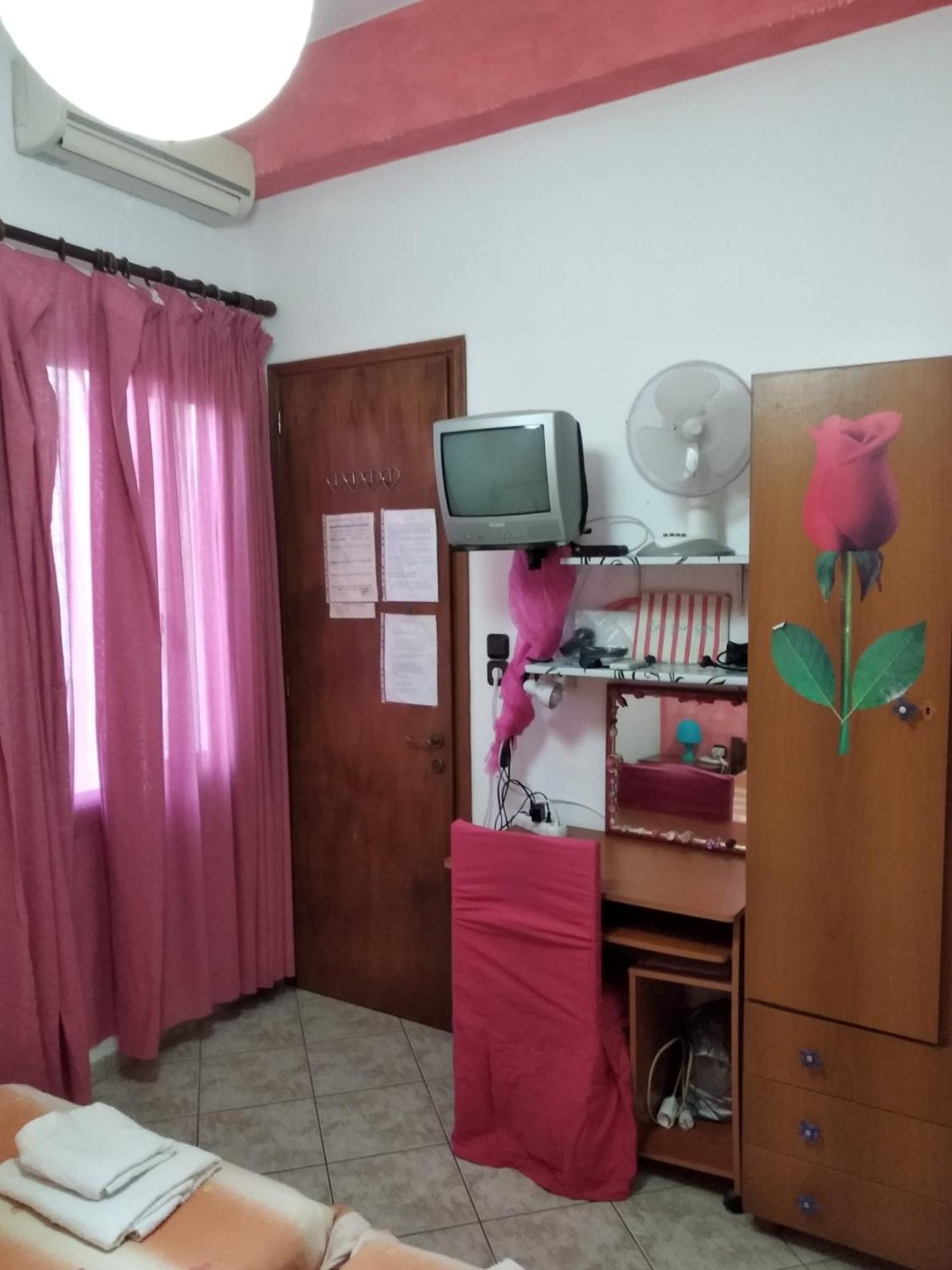 Simple And Special Apartment แอร์มูโปลี ภายนอก รูปภาพ